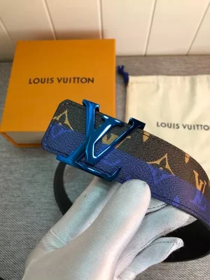 LOUIS VUITTON BELT - B0305