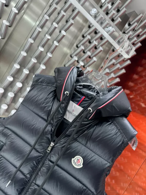 Moncler Luiro Down Vest - MC135