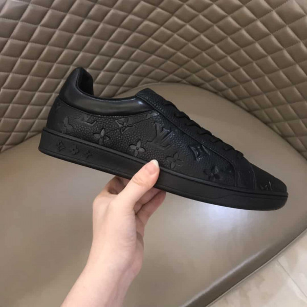 LOUIS VUITTON LUXEMBOURG SNEAKERS - LV98