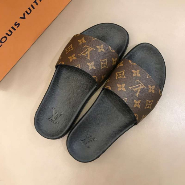 LOUIS VUITTON SLIDES - LVS24