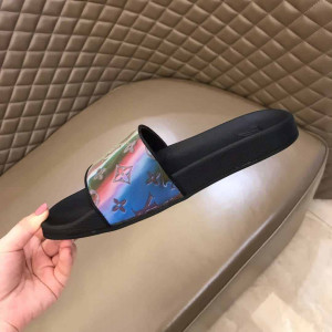 LOUIS VUITTON SLIDES - LVS2