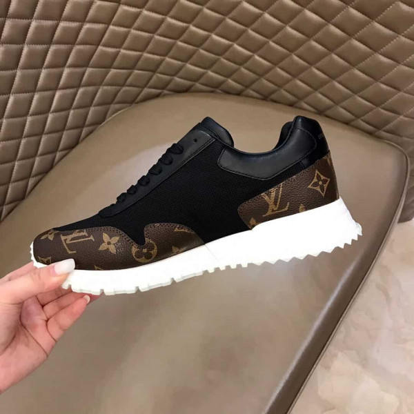 LOUIS VUITTON RUN AWAY SNEAKER - LV171