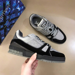 LOUIS VUITTON TRAINER SNEAKER - LV168 - 3