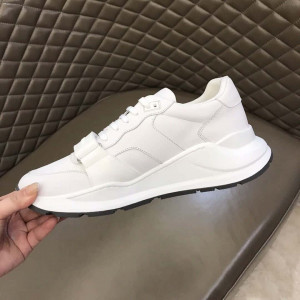 BURBERRY LOGO TRAP SNEAKER - BBR58