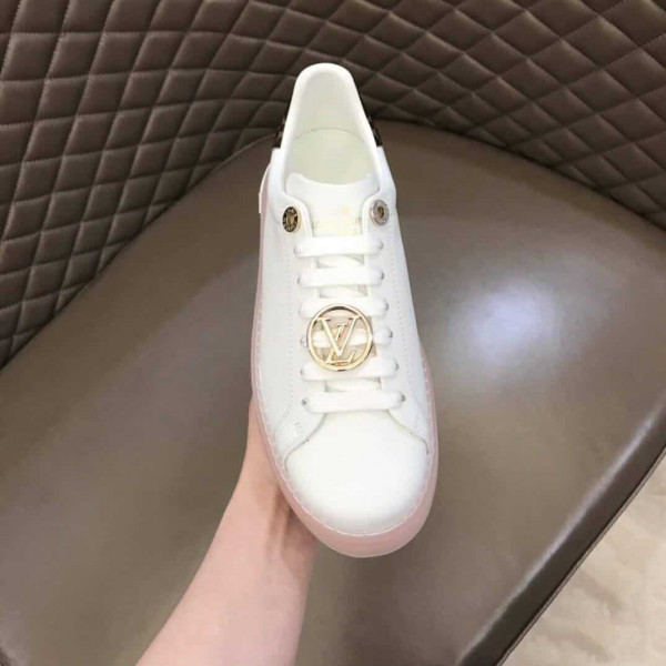 LOUIS VUITTON TIME OUT SNEAKER - LV266