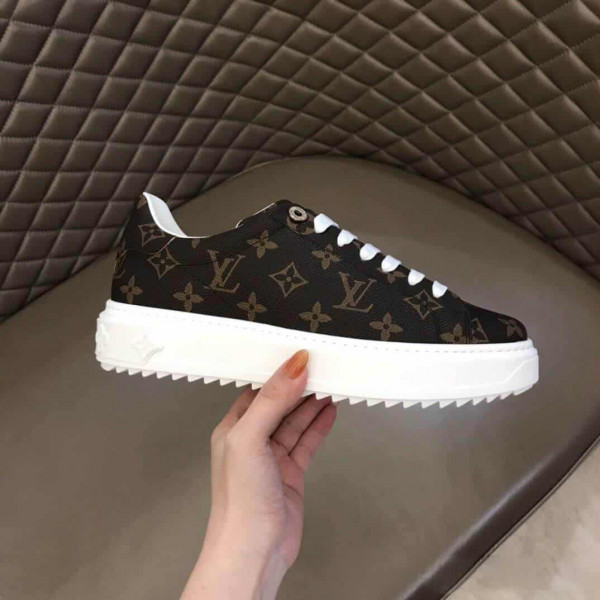 LOUIS VUITTON TIME OUT TRAINERS - LV251