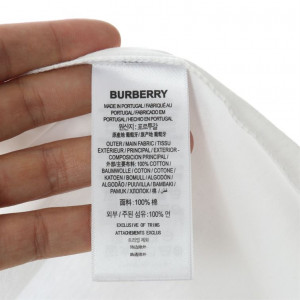 Burberry Logo T-Shirt - BBRS47