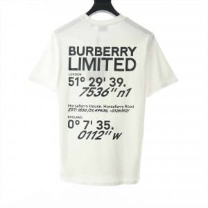 Burberry White Carrick Coordinate T-Shirt - BBRS09