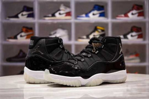 AIR JORDAN 11 RETRO 