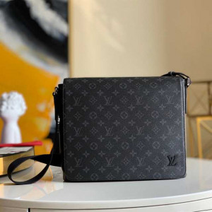 LOUIS VUITTON DISTRICT MM MONOGRAM ECLIPSE CANVAS M44001