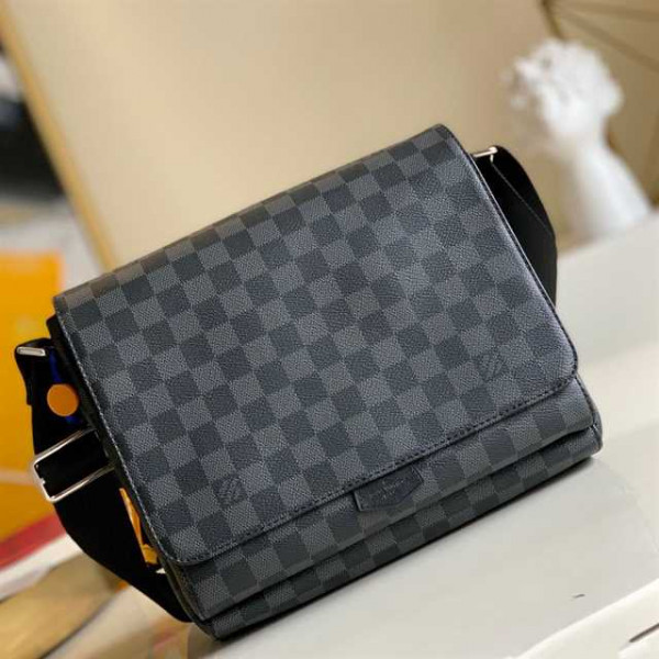 LOUIS VUITTON FLAP MESSENGER DAMIER GRAPHITE CANVAS N40418