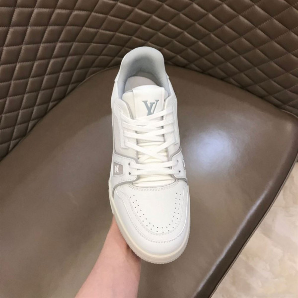 LOUIS VUITTON TRAINER SNEAKERS IN WHITE - LSVT094