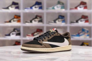 TRAVIS SCOTT X AIR JORDAN 1 LOW 'MOCHA' - NK44