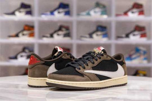 TRAVIS SCOTT X AIR JORDAN 1 LOW 'MOCHA' - NK44