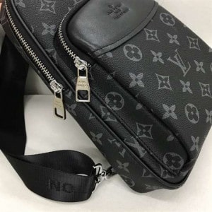 LOUIS VUITTON AVENUE SLING BAG - WLM223