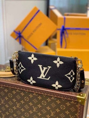 LOUIS VUITTON MULTI POCHETTE ACCESSOIRES - WLM255