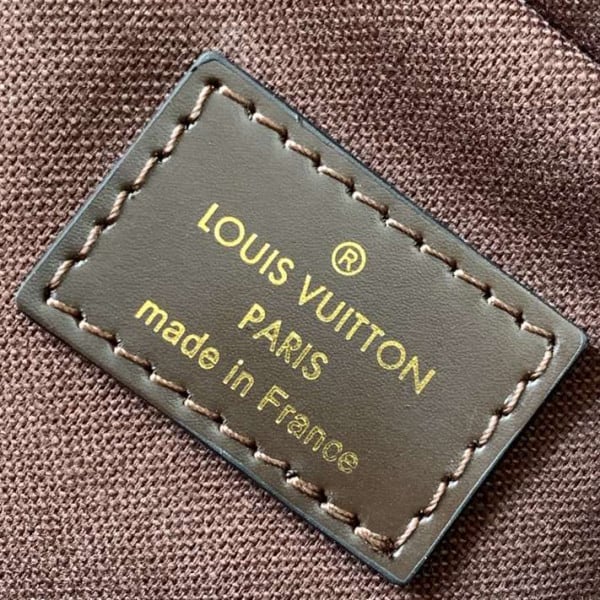 LOUIS VUITTON AVENUE SLING BAG - WLM211