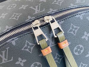 LOUIS VUITTON DISCOVERY BACKPACK - WLM180