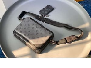 LOUIS VUITTON TRIO MESSENGER BAG - WLM156