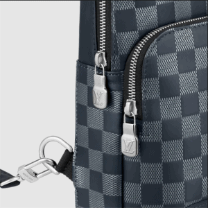 LOUIS VUITTON AVENUE SLING BAG - WLM044