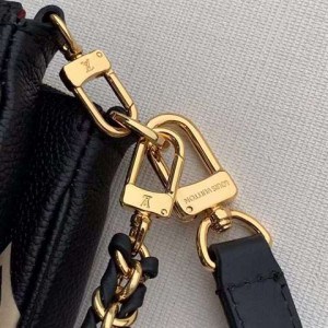 LOUIS VUITTON MULTI POCHETTE ACCESSOIRES - WLM255