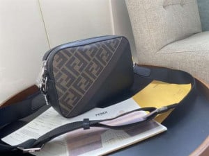 FENDI CROSSBODY BAG - WFB003