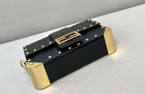 FENDI BAGUETTE TRUNK MINI - WFB013