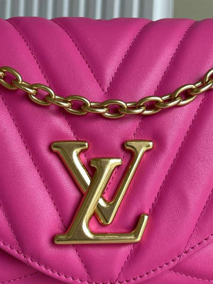 LOUIS VUITTON NEW WAVE CHAIN BAG -WLM73