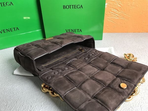 BOTTEGA VENETA WOMEN'S CHAIN CASSETTE IN FONDANT - WBV03