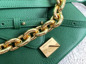 BOTTEGA VENETA WONMEN'S MOUNT IN JUNGLE - WBV17