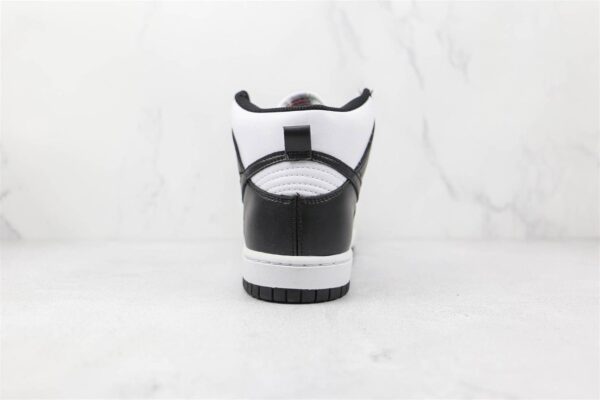 NIKE SB DUNK HIGH SNEAKER - NK73