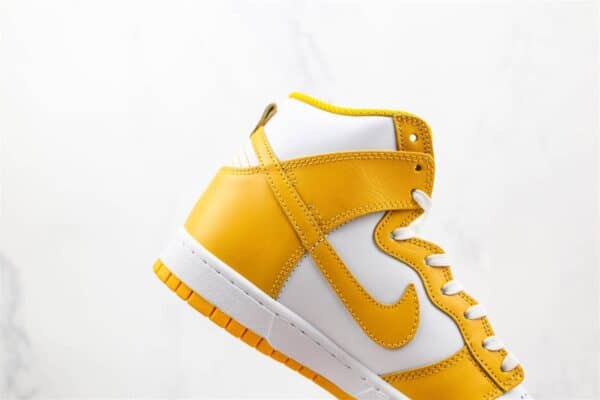 NIKE DUNK HIGH DARK SULFUR - NK79