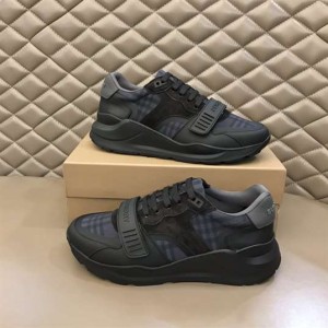 BURBERRY GREY VINTAGE CHECK SNEAKERS - BBR097