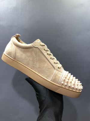 CHRISTIAN LOUBOUTIN LOW TOP SNEAKER - CL85