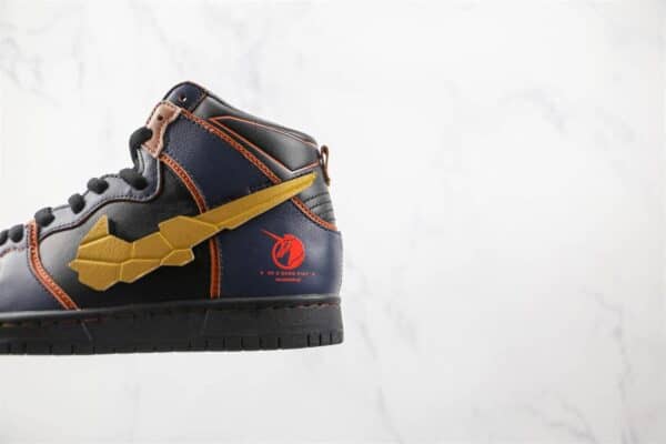 GUNDAM XNIKE SB DUNK HIGH SNEAKER - NK70