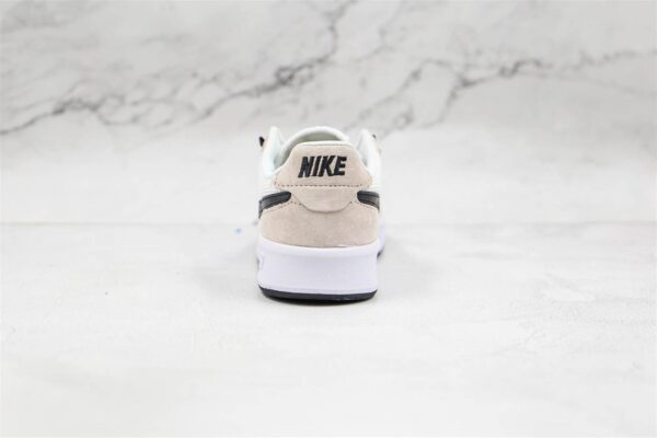 NIKE SB ADVERSARY PRM - NK85