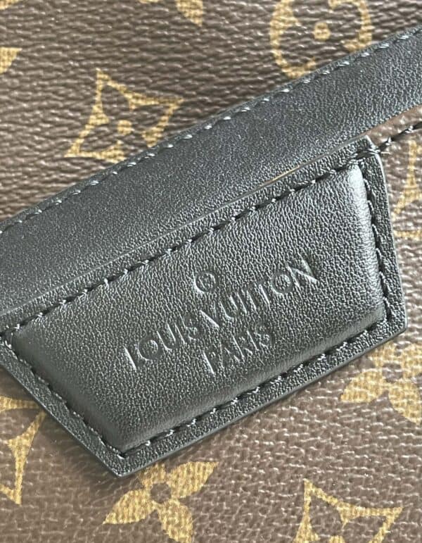 LOUIS VUITTON DISCOVERY BACKPACK - WLM508