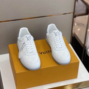 LOUIS VUITTON RIVOLI SNEAKER - LSVT142