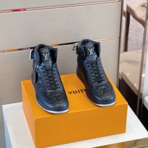 LOUIS VUITTON RIVOLI SNEAKER BOOT - LSVT140