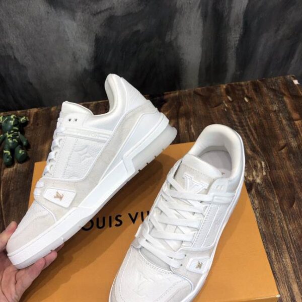 LOUIS VUITTON TRAINER SNEAKERS - LSVT152