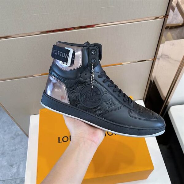 LOUIS VUITTON RIVOLI SNEAKER BOOT - LSVT140