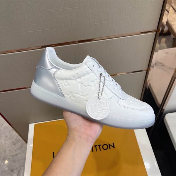 LOUIS VUITTON RIVOLI SNEAKER - LSVT142