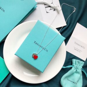 TIFFANY & CO. JEWELREY - WJL75