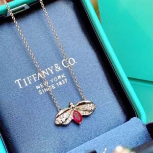 TIFFANY & CO. JEWELREY - WJL81