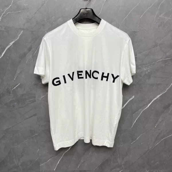 Givenchy 4g Embroidered T-shirt - GVS32