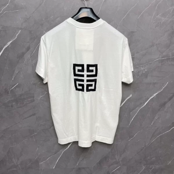 Givenchy 4g Embroidered T-shirt - GVS32