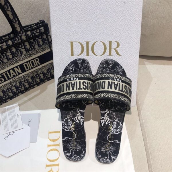 dior-slip-on-sandals-dos013