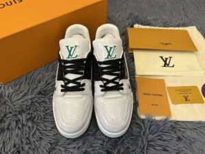 LOUIS VUITTON TRAINER SNEAKER - LSVT194