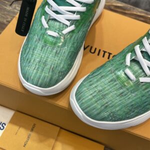 LOUIS VUITTON SHOW UP SNEAKER – LSVT230