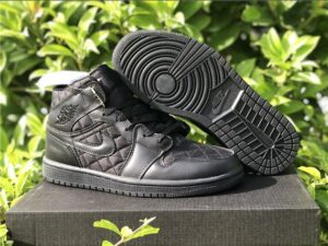 Air Jordan 1 Mid SE - AJH057